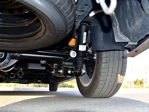 上汽大通 上汽大通G10 2018款 PLUS 1.9T 自动豪华行政版 柴油