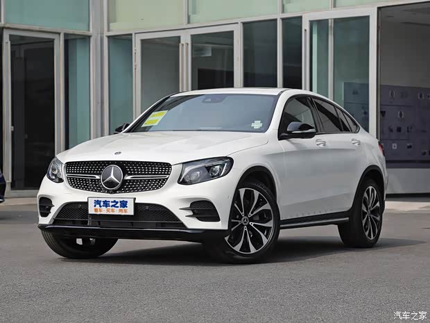 奔驰(进口) 奔驰GLC(进口) 2019款 GLC 300 4MATIC 轿跑SUV
