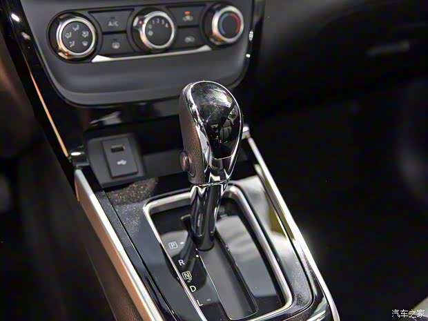 东风日产 轩逸 2019款 1.6XV CVT智联尊享版