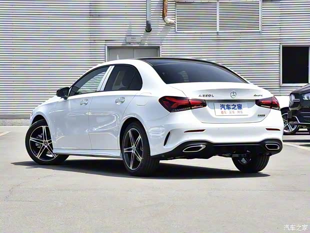 北京奔驰 奔驰A级 2020款 A 220 L 4MATIC 运动轿车 北京奔驰 奔驰A级 2020款 A 220 L 4MATIC 运动轿车