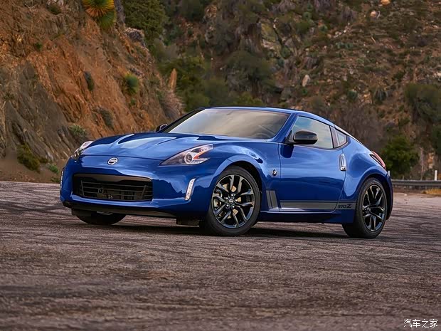 日产(进口) 日产370Z 2019款 Heritage Edition 日产(进口) 日产370Z 2019款 Heritage Edition