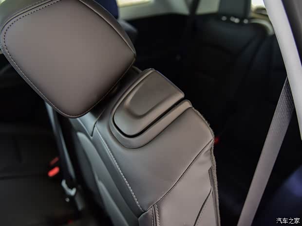 上汽通用別克 昂科旗 2020款 28T 兩驅(qū)豪華型