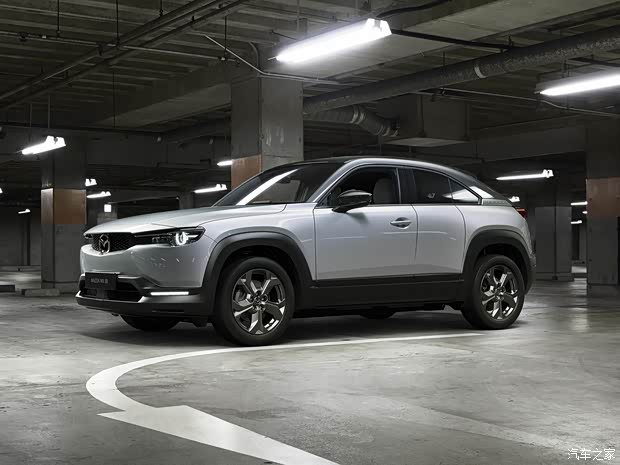 馬自達(dá)(進(jìn)口) 馬自達(dá)MX-30 2020款 基本型