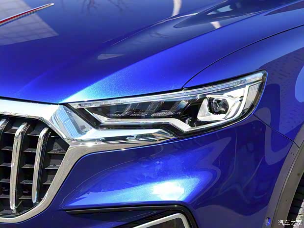 一汽紅旗 紅旗HS5 2019款 2.0T 智聯(lián)旗領(lǐng)四驅(qū)版