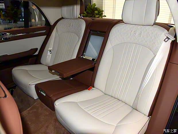 一汽红旗 红旗L5 2019款 双色定制版 一汽红旗 红旗L5 2019款 双色定制版