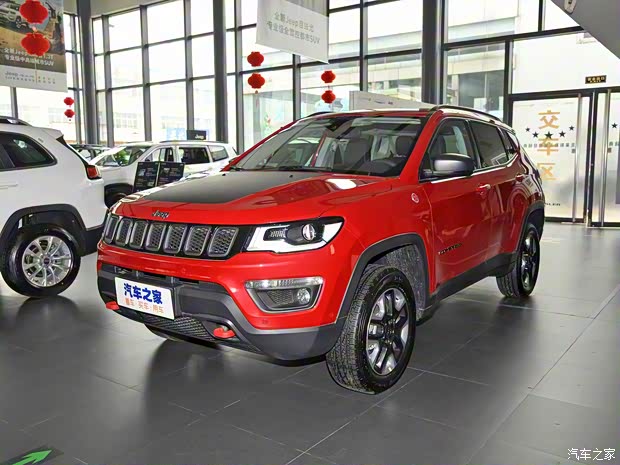 廣汽菲克Jeep 指南者 2020款 220T 自動(dòng)四驅(qū)高性能旗艦版