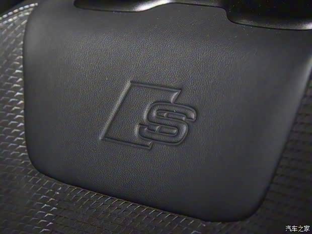 奥迪(进口) 奥迪A4(进口) 2021款 Avant 先锋派 40 TFSI 豪华动感型