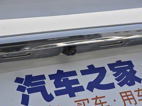 2019款 领军版 1.5L 手动向上互联型 国VI 2019款 领军版 1.5L 手动向上互联型 国VI