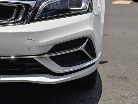 2019款 领军版 1.5L 手动向上互联型 国VI 2019款 领军版 1.5L 手动向上互联型 国VI