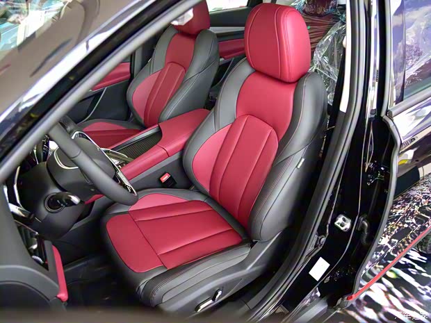 东风乘用车 东风风神AX7 2021款 PRO 1.6T 自动智驾版 东风乘用车 东风风神AX7 2021款 PRO 1.6T 自动智驾版