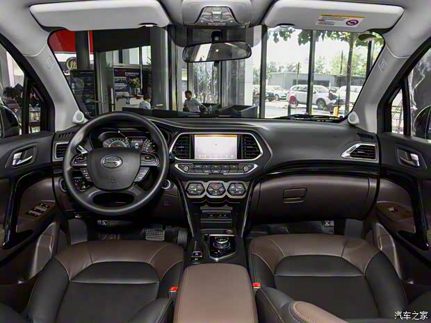 廣汽三菱 祺智PHEV 2018款 1.5L 智聯(lián)豪華版 廣汽三菱 祺智PHEV 2018款 1.5L 智聯(lián)豪華版