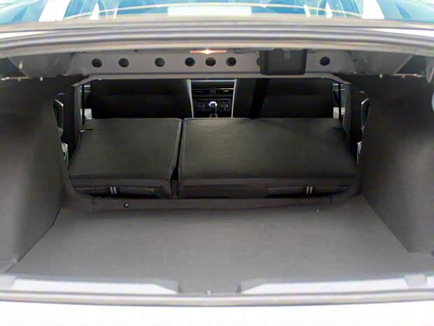 上汽大众 朗逸 2018款 1.5L 手动风尚版 上汽大众 朗逸 2018款 1.5L 手动风尚版