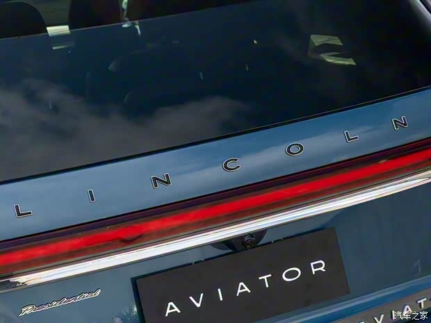 长安林肯 飞行家 2020款 3.0T V6 四驱总统版 长安林肯 飞行家 2020款 3.0T V6 四驱总统版