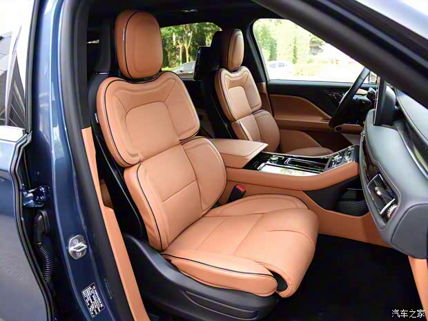 长安林肯 飞行家 2020款 3.0T V6 四驱总统版 长安林肯 飞行家 2020款 3.0T V6 四驱总统版