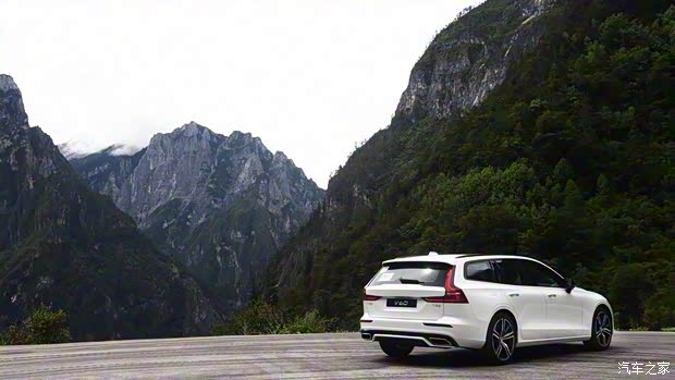 沃爾沃(進口) 沃爾沃V60 2020款 T5 智雅運動版