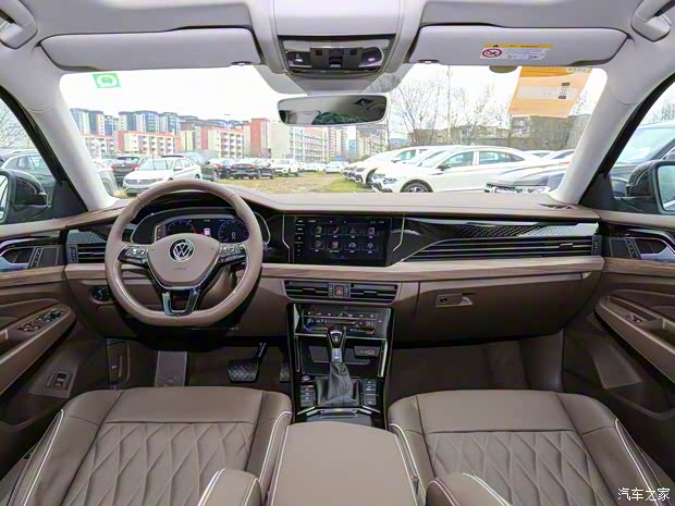 上汽大众 帕萨特 2021款 330TSI 尊贵版