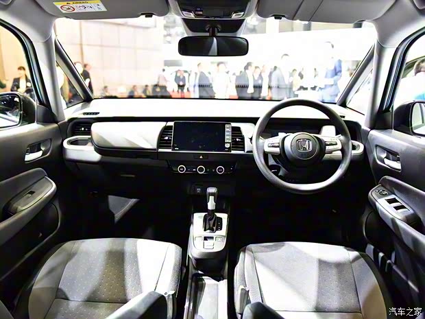 本田(进口) 飞度(进口) 2020款 BASIC 本田(进口) 飞度(进口) 2020款 BASIC