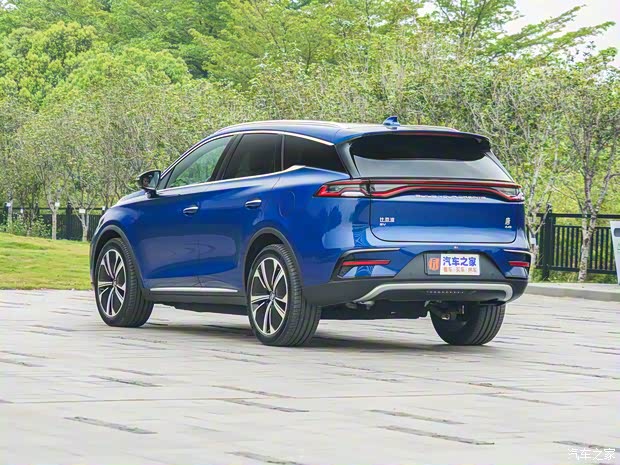 比亚迪 唐新能源 2022款 EV 635KM 四驱旗舰型 比亚迪 唐新能源 2022款 EV 635KM 四驱旗舰型