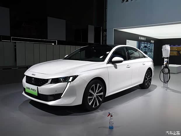 東風(fēng)標(biāo)致 標(biāo)致508新能源 2019款 基本型