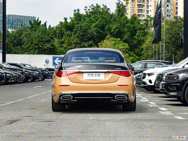 梅賽德斯-邁巴赫 邁巴赫S級 2022款 S 680 4MATIC Virgil Abloh 限量版