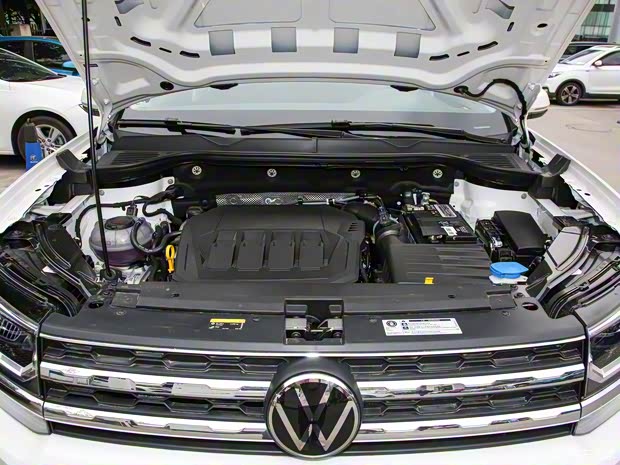 上汽大眾 途岳 2022款 330TSI 四驅(qū)旗艦版