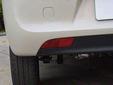 2025款 四门版 臻享+款 2025款 四门版 臻享+款