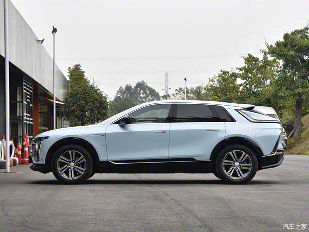 上汽通用凱迪拉克 LYRIQ銳歌 2022款 后驅(qū)長續(xù)航尊貴版