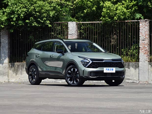 起亚 狮铂拓界 2022款 2.0T 四驱基本型 起亚 狮铂拓界 2022款 2.0T 四驱基本型