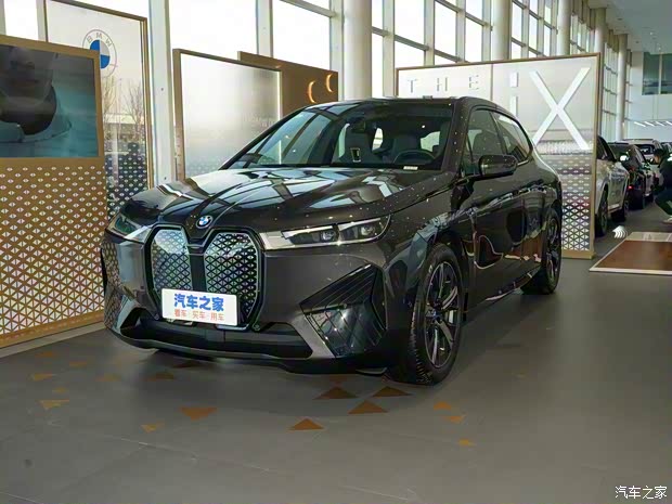 宝马(进口) 宝马iX 2022款 xDrive40 宝马(进口) 宝马iX 2022款 xDrive40