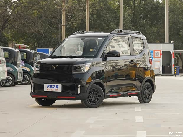 上汽通用五菱 宏光MINIEV 2022款 GAMEBOY 300km 玩咖款