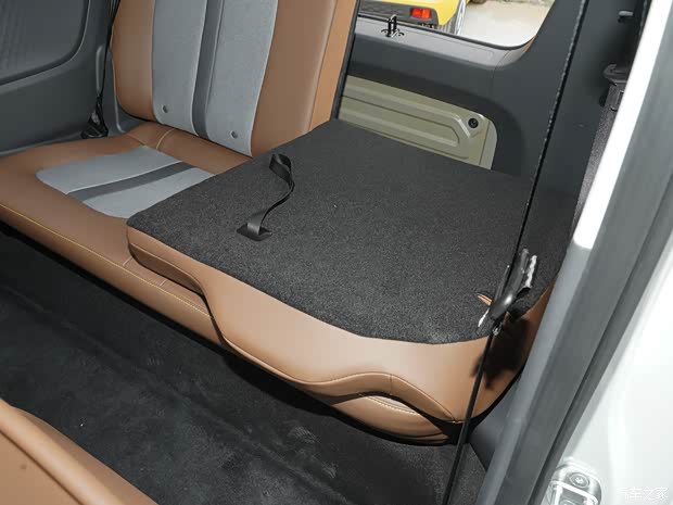 上汽通用五菱 宏光MINIEV 2022款 GAMEBOY 300km 玩咖款