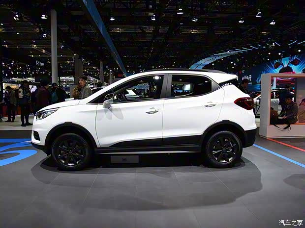 比亚迪 比亚迪S2 2019款 基本型 比亚迪 比亚迪S2 2019款 基本型