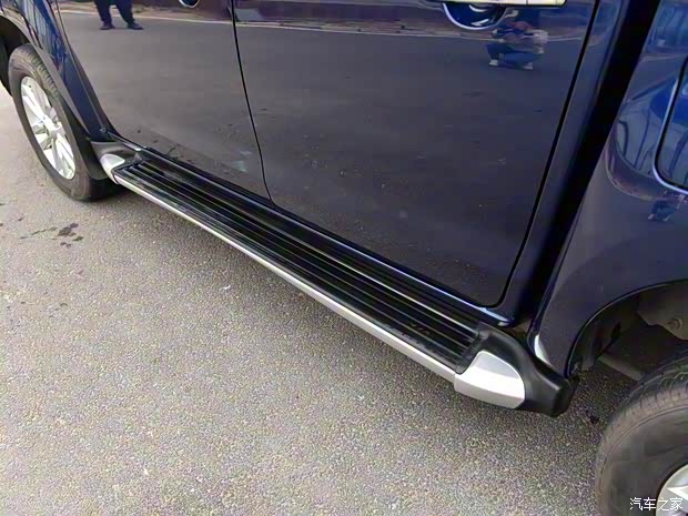 江西五十鈴 鈴?fù)?2022款 汽油四驅(qū)基本型