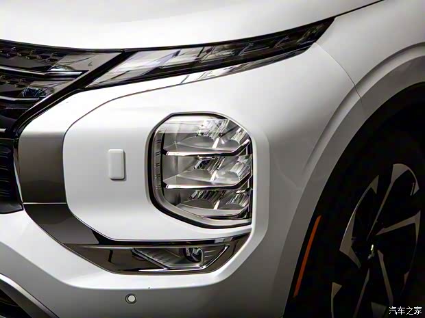 三菱(进口) 欧蓝德(进口) 2021款 基本型