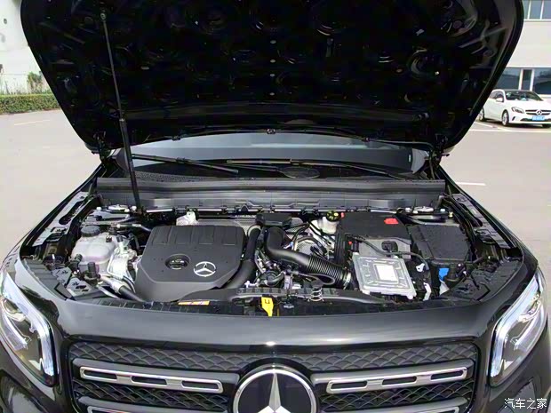 北京奔驰 奔驰GLB 2021款 GLB 200 4MATIC 北京奔驰 奔驰GLB 2021款 GLB 200 4MATIC