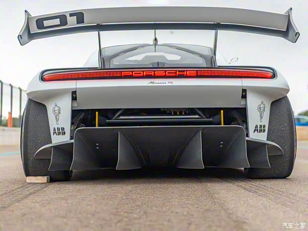 保時(shí)捷 Mission R 2021款 基本型