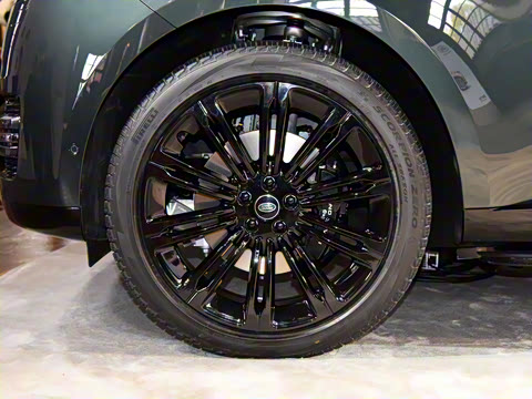 2023款 3.0 L6 400PS 典范加长版 2023款 3.0 L6 400PS 典范加长版