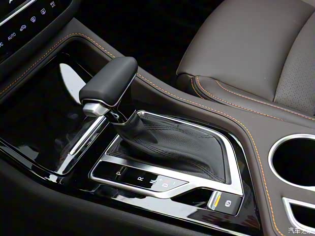 长安汽车 长安CS35 PLUS 2018款 1.6L 自动畅联版 长安汽车 长安CS35 PLUS 2018款 1.6L 自动畅联版