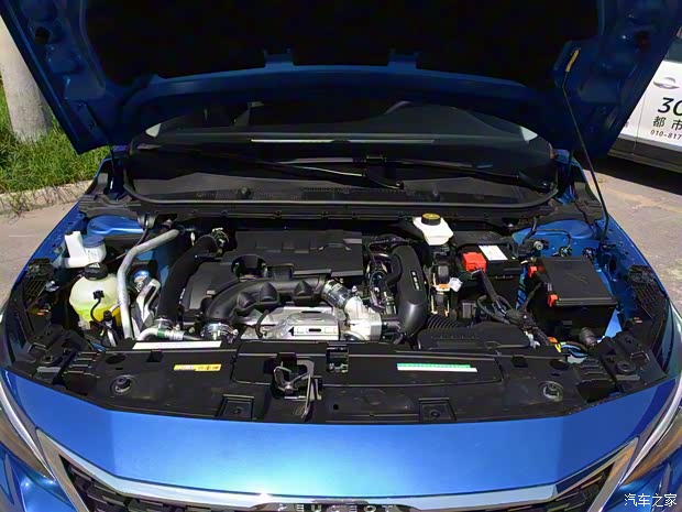 东风标致 标致408 2019款 350THP 自动中配