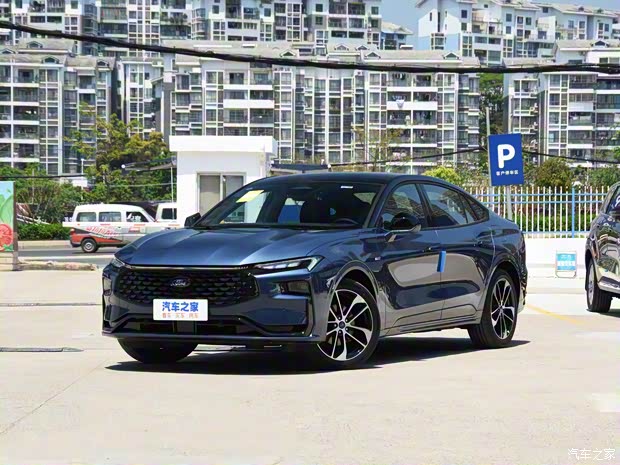 长安福特 蒙迪欧 2022款 EcoBoost 245 ST-Line 长安福特 蒙迪欧 2022款 EcoBoost 245 ST-Line