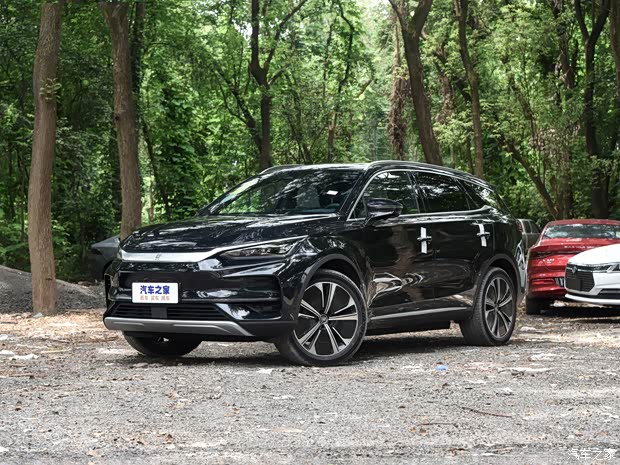 比亞迪 唐新能源 2022款 EV 635km 四驅(qū)至尊型