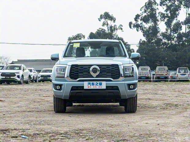 長(zhǎng)城汽車 金剛炮 2022款 2.0T手動(dòng)柴油四驅(qū)領(lǐng)航型長(zhǎng)箱GW4D20M