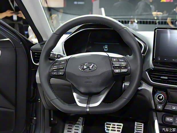 北京現(xiàn)代 菲斯塔新能源 2019款 基本型