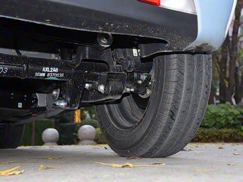 2025款 四门版 臻享+款 2025款 四门版 臻享+款