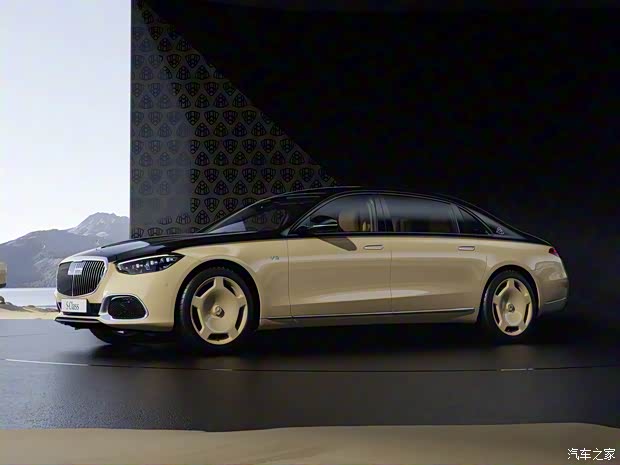 梅賽德斯-邁巴赫 邁巴赫S級(jí) 2022款 S 680 4MATIC Virgil Abloh 限量版
