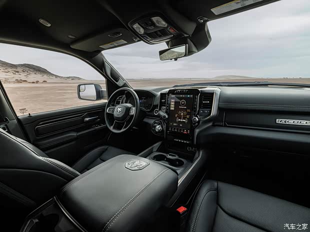 道奇(進口) RAM Trucks 2023款 1500 Rebel Lunar Edition