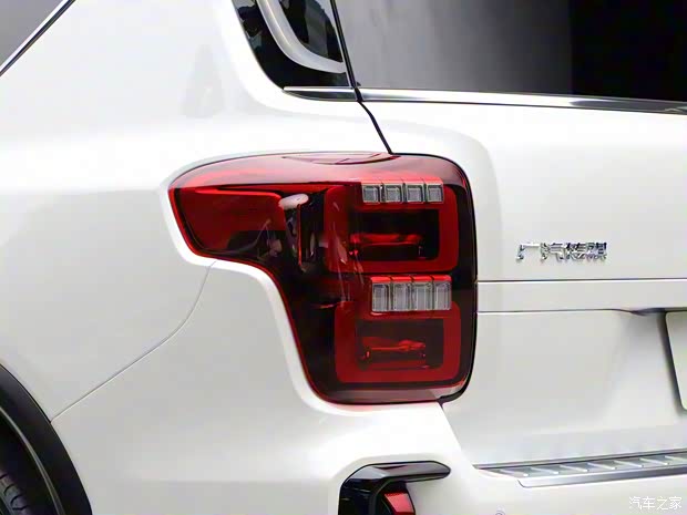 广汽乘用车 传祺GS8 2020款 GS8S 390T 两驱豪华智联版