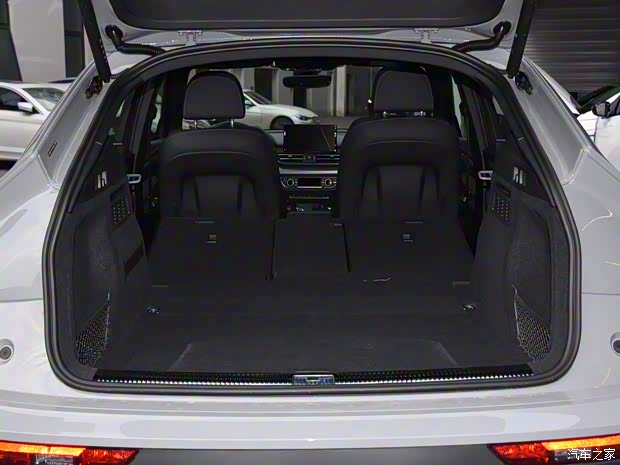 一汽奥迪 奥迪Q5L Sportback 2024款 45 TFSI 豪华型 一汽奥迪 奥迪Q5L Sportback 2024款 45 TFSI 豪华型