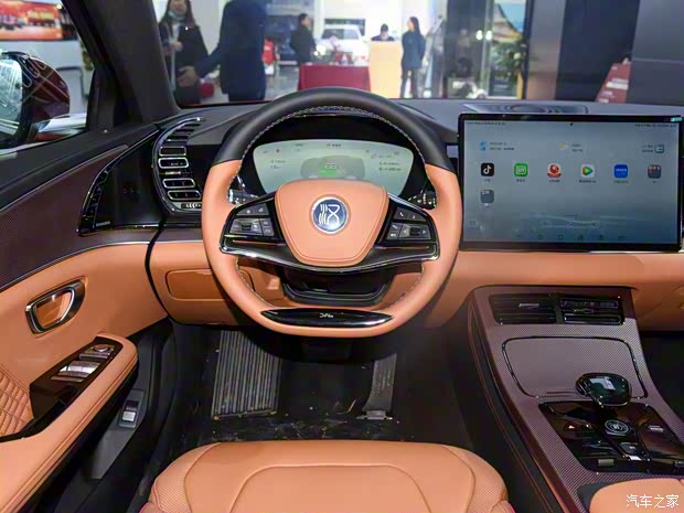 比亚迪 汉 2022款 DM-i 121KM 尊享型