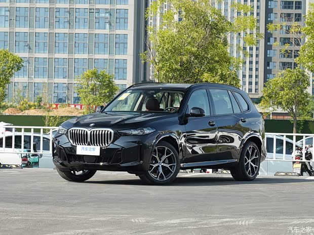 華晨寶馬 寶馬X5 2023款 xDrive 30Li 尊享型M運動曜夜套裝